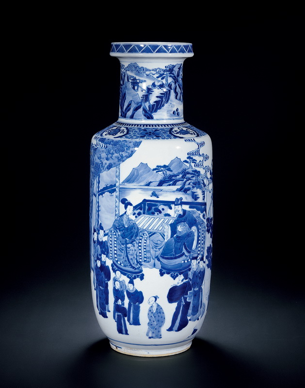 Qing Dynasty A BLUE AND WHITE MALLET-SHAPED VASE WITH DESIGN OF FIGURE