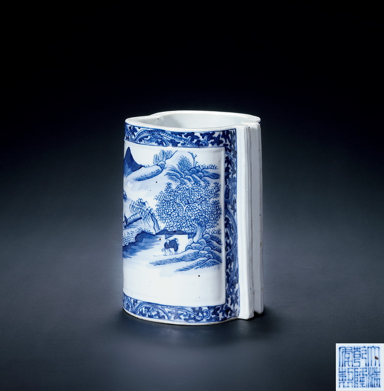 Qing Dynasty A BLUE AND WHITE BOOK SCROLL SHAPED BRUSHPOT