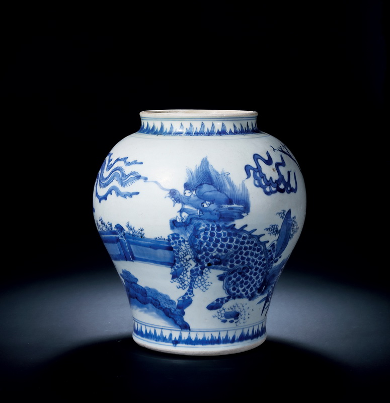 Early Qing Dynasty A BLUE AND WHITE JAR WITH DESIGN OF KYLIN